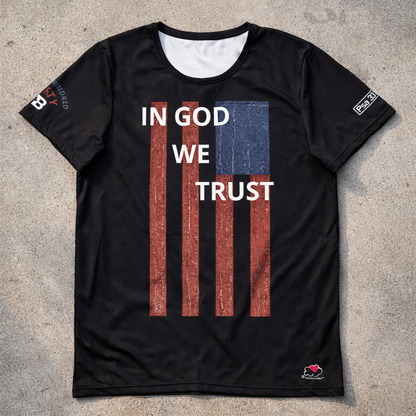 IN GOD WE TRUST - Men's athletic t-shirt
